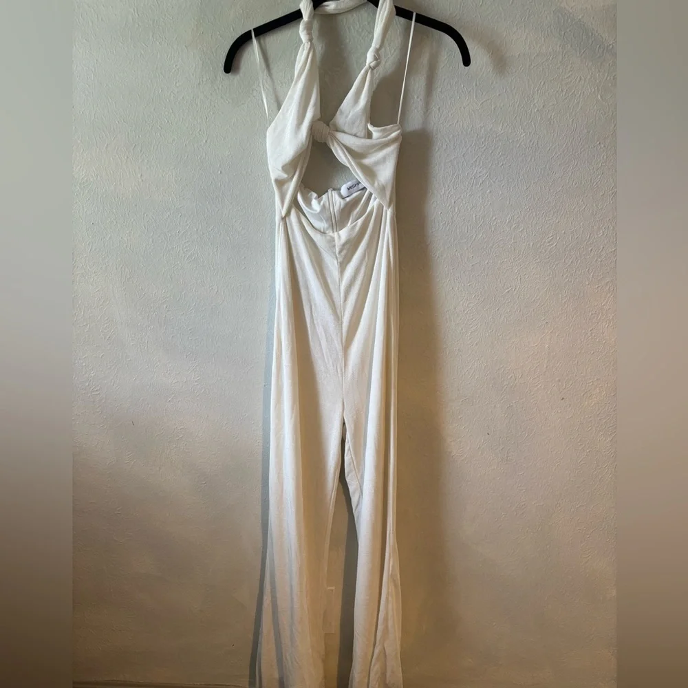 Misha‎ White Halter Jumpsuit size 4 - Picture 2 of 8